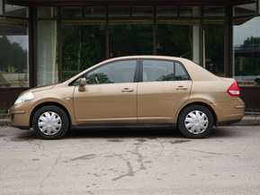 Nissan Tiida