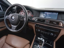 BMW 740