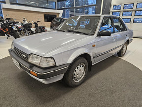 Mazda 323