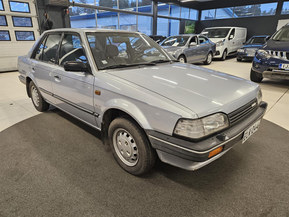 Mazda 323