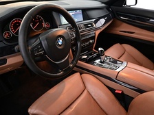 BMW 740