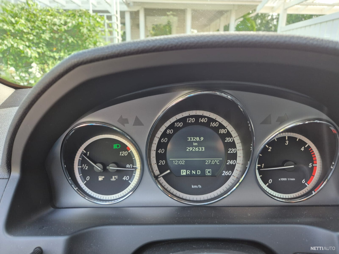 6 / 6