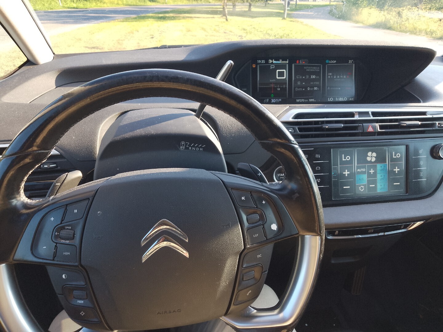 Citroen Grand C4 Picasso 2014, photo 5/10