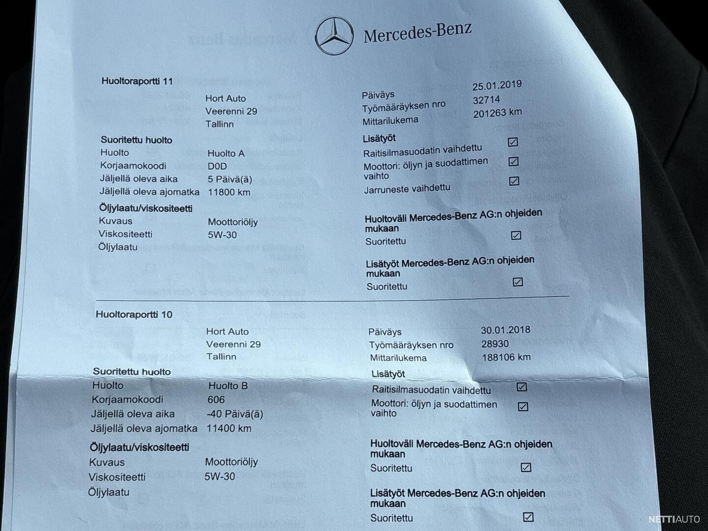 24 / 33