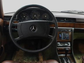 Mercedes-Benz 300