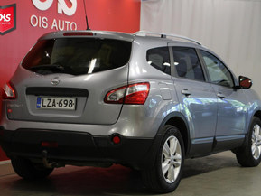 Nissan Qashqai+2