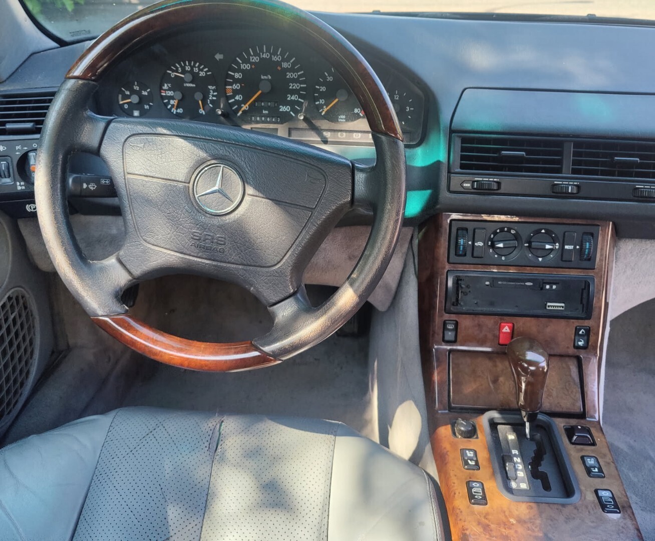 Mercedes-Benz SL 300 SL-24 1992, kuva 3/3