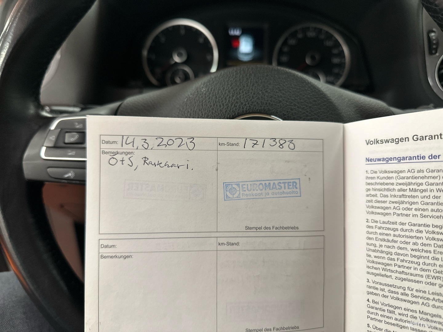 26 / 29