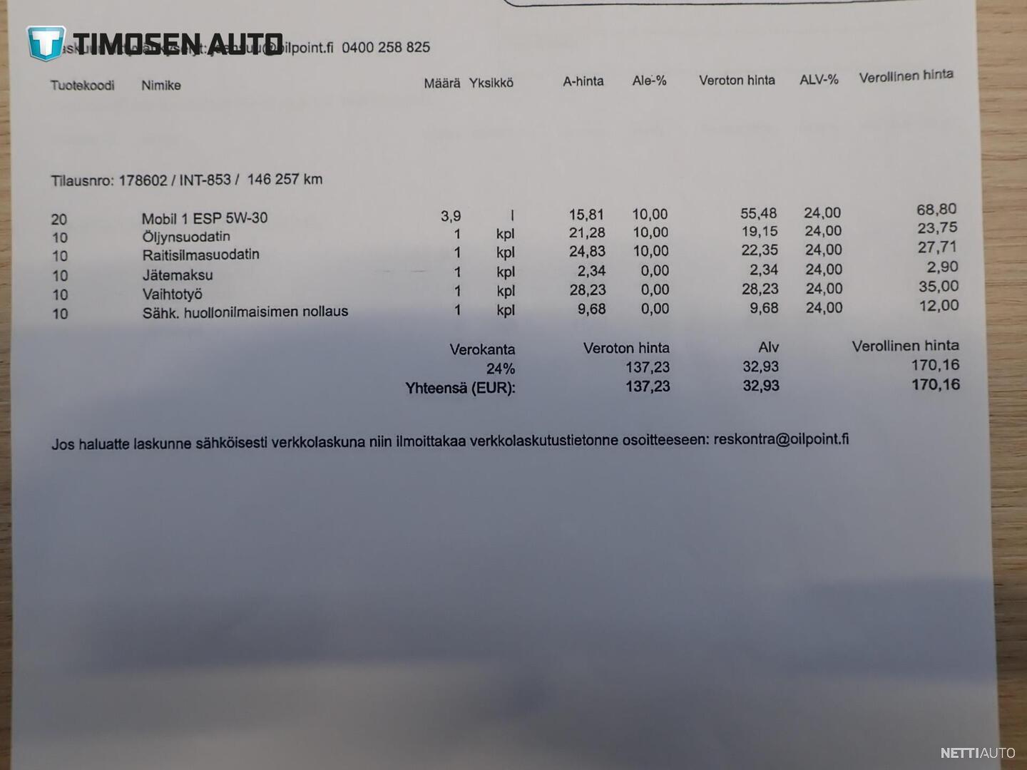 21 / 23