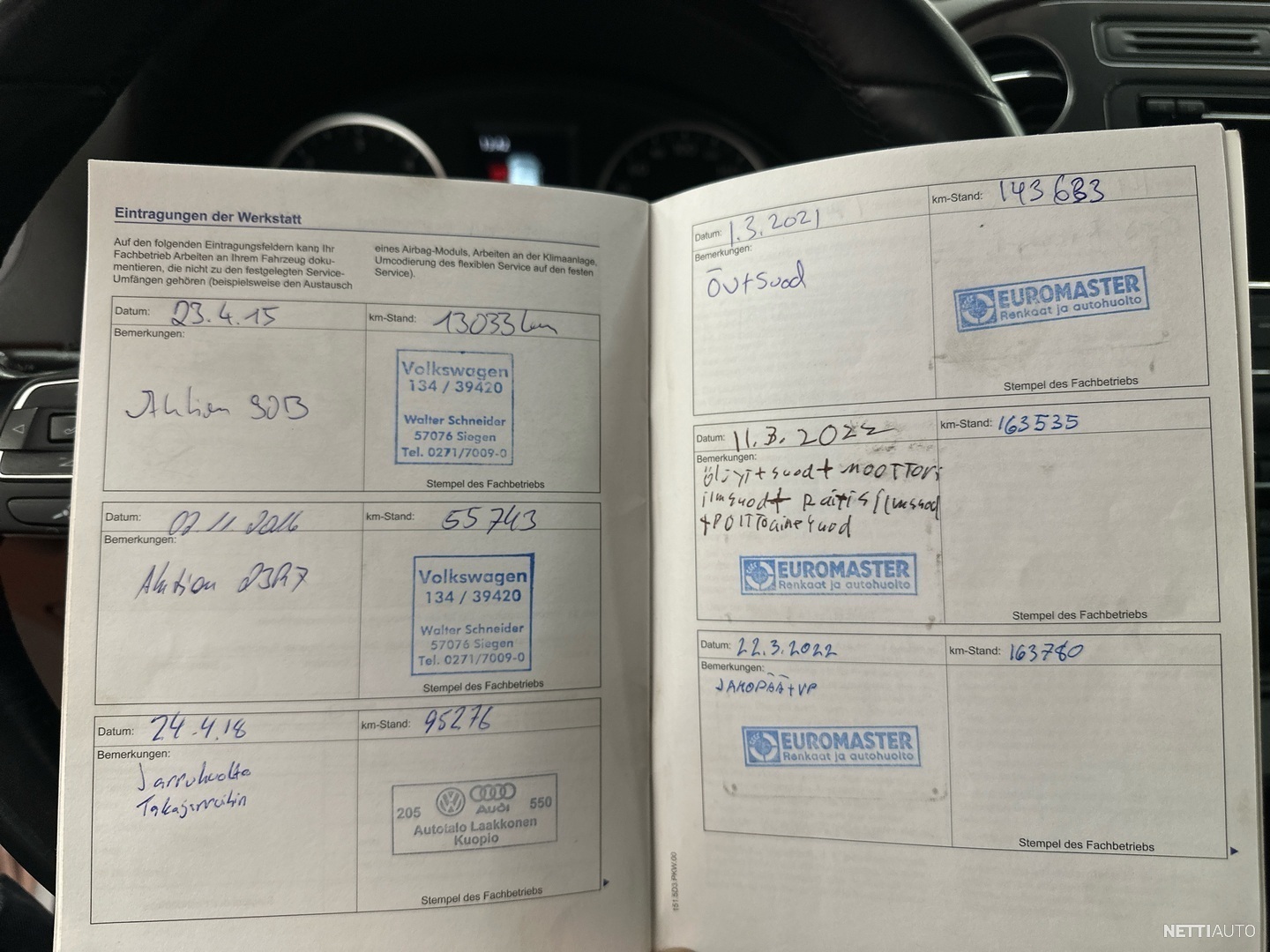 27 / 29