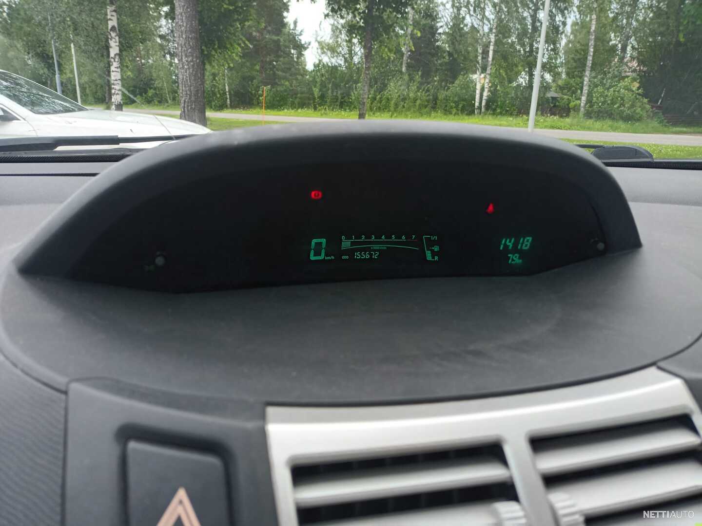 14 / 16