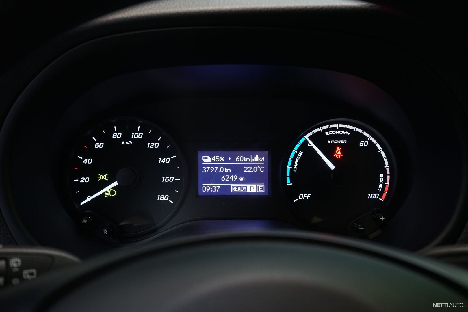 12 / 18
