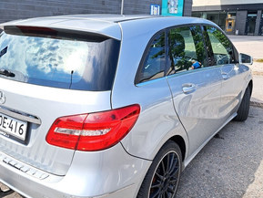 Mercedes-Benz B