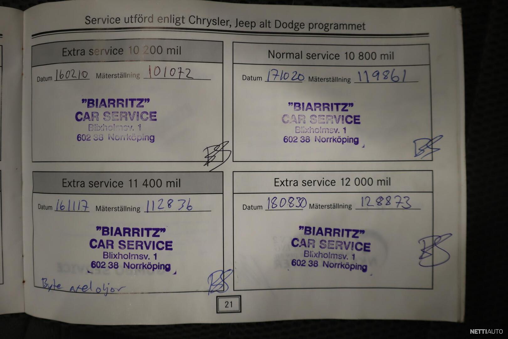 28 / 30