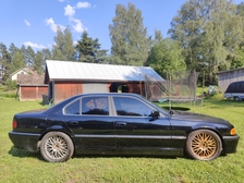 BMW 740