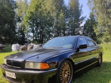 BMW 740