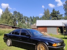 BMW 740