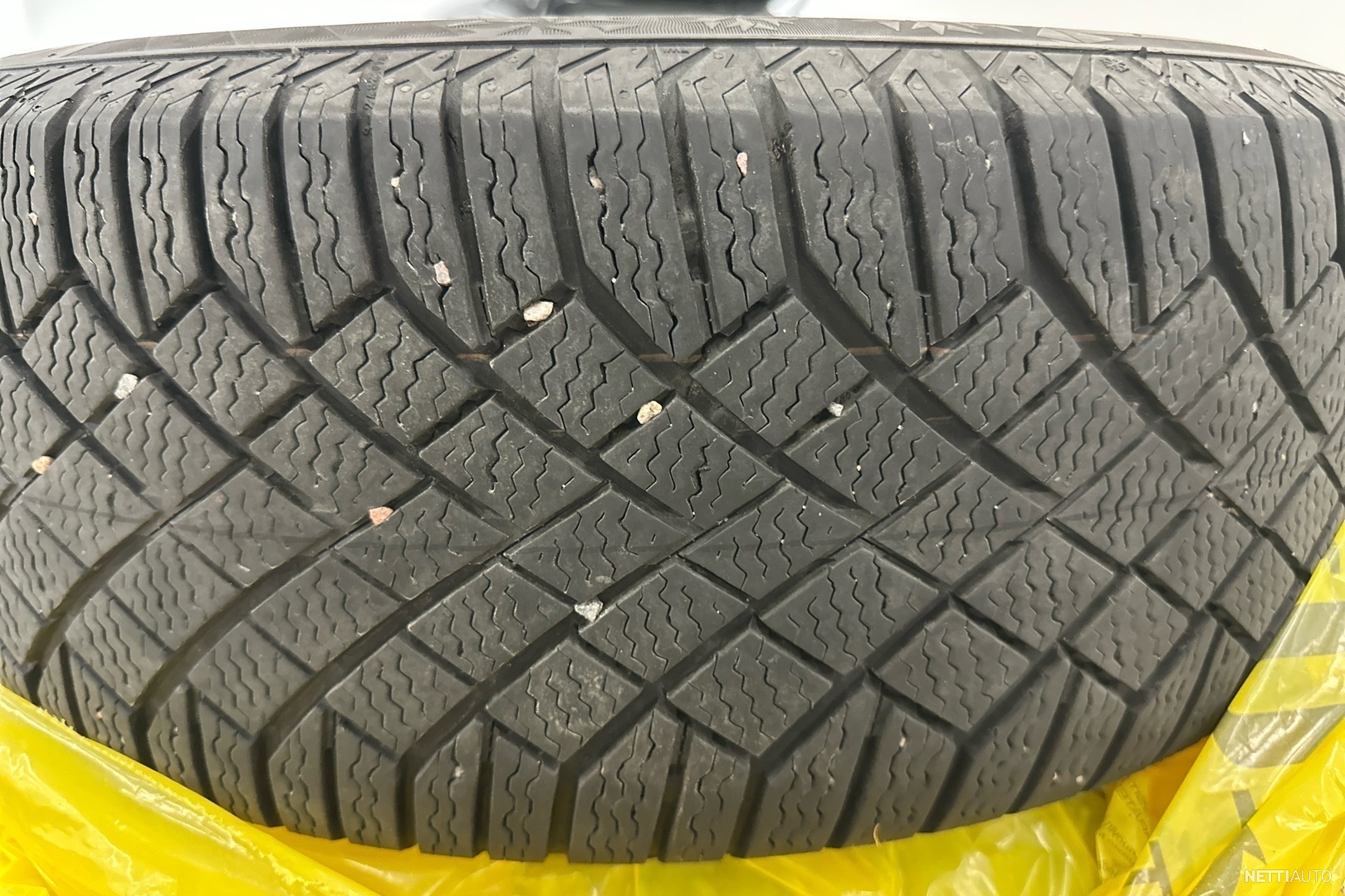 34 / 35