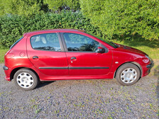 Peugeot 206