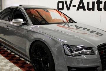 Audi S8