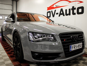 Audi S8