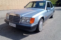 Mercedes-Benz 200