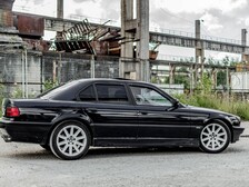 BMW 740