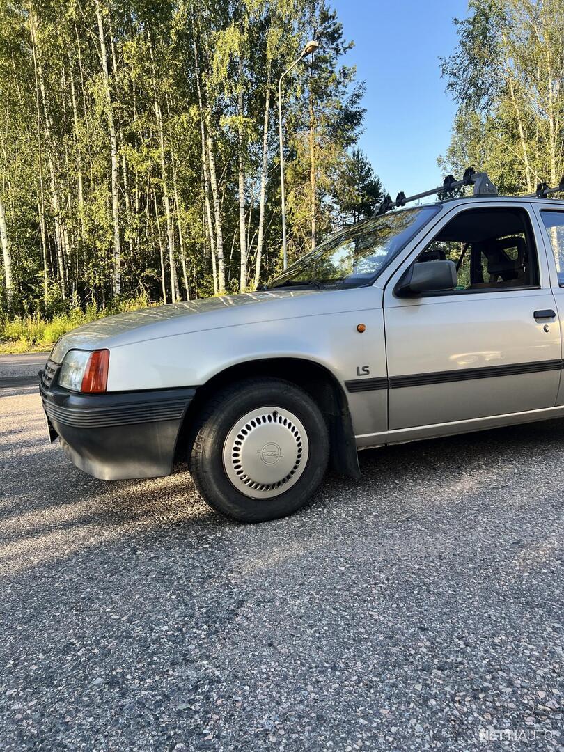 22 / 53