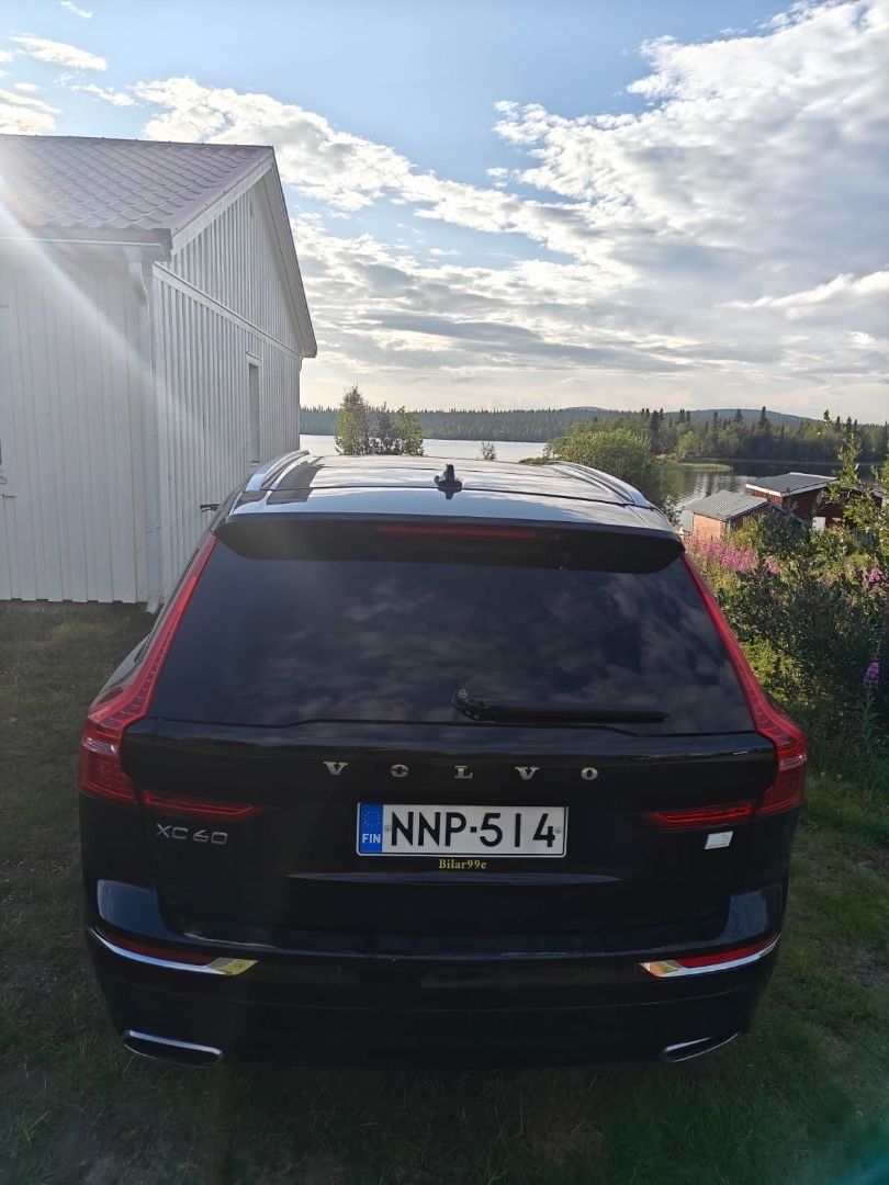 Volvo XC60 2021, photo 5/10