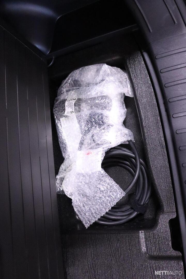 42 / 43