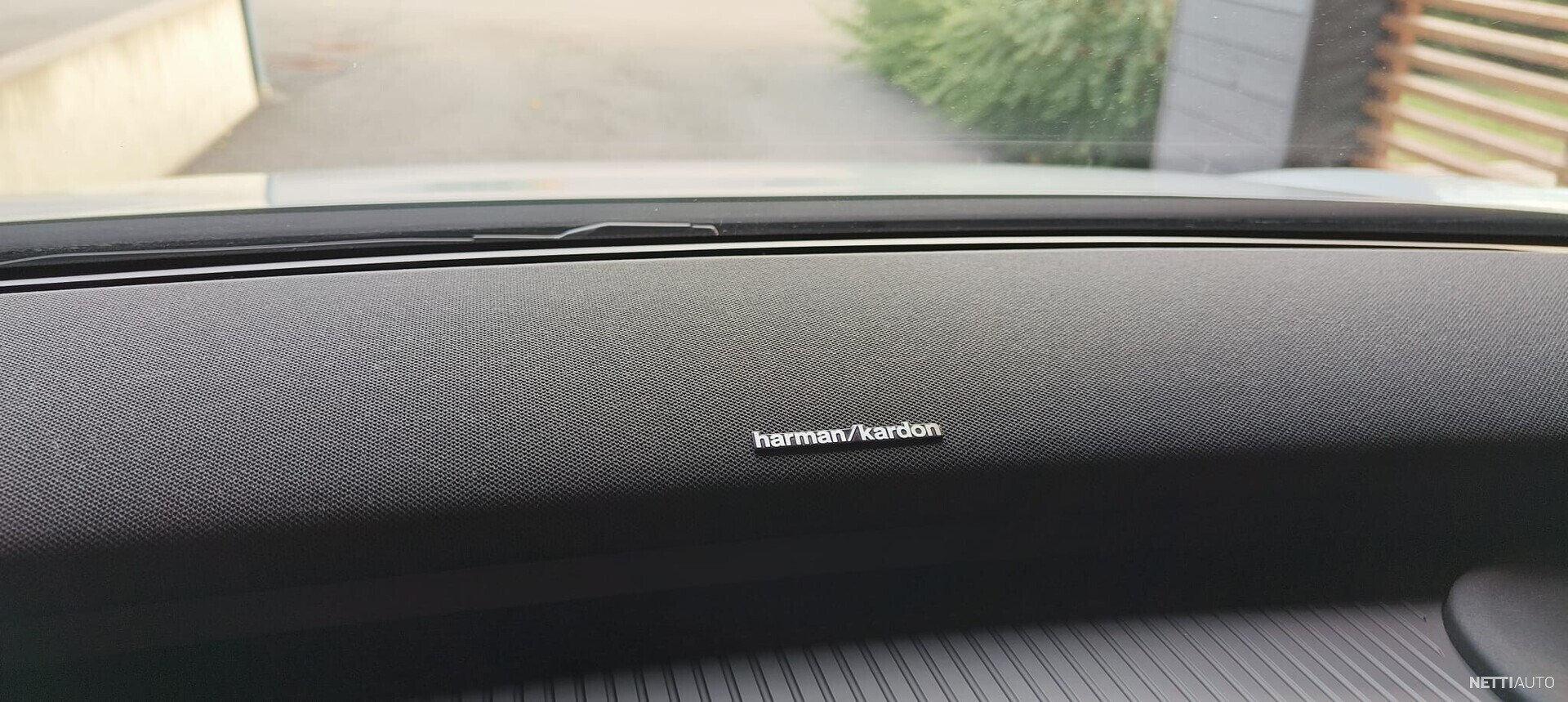 11 / 11