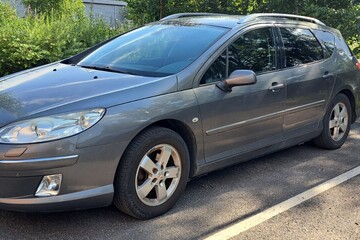 Peugeot 407