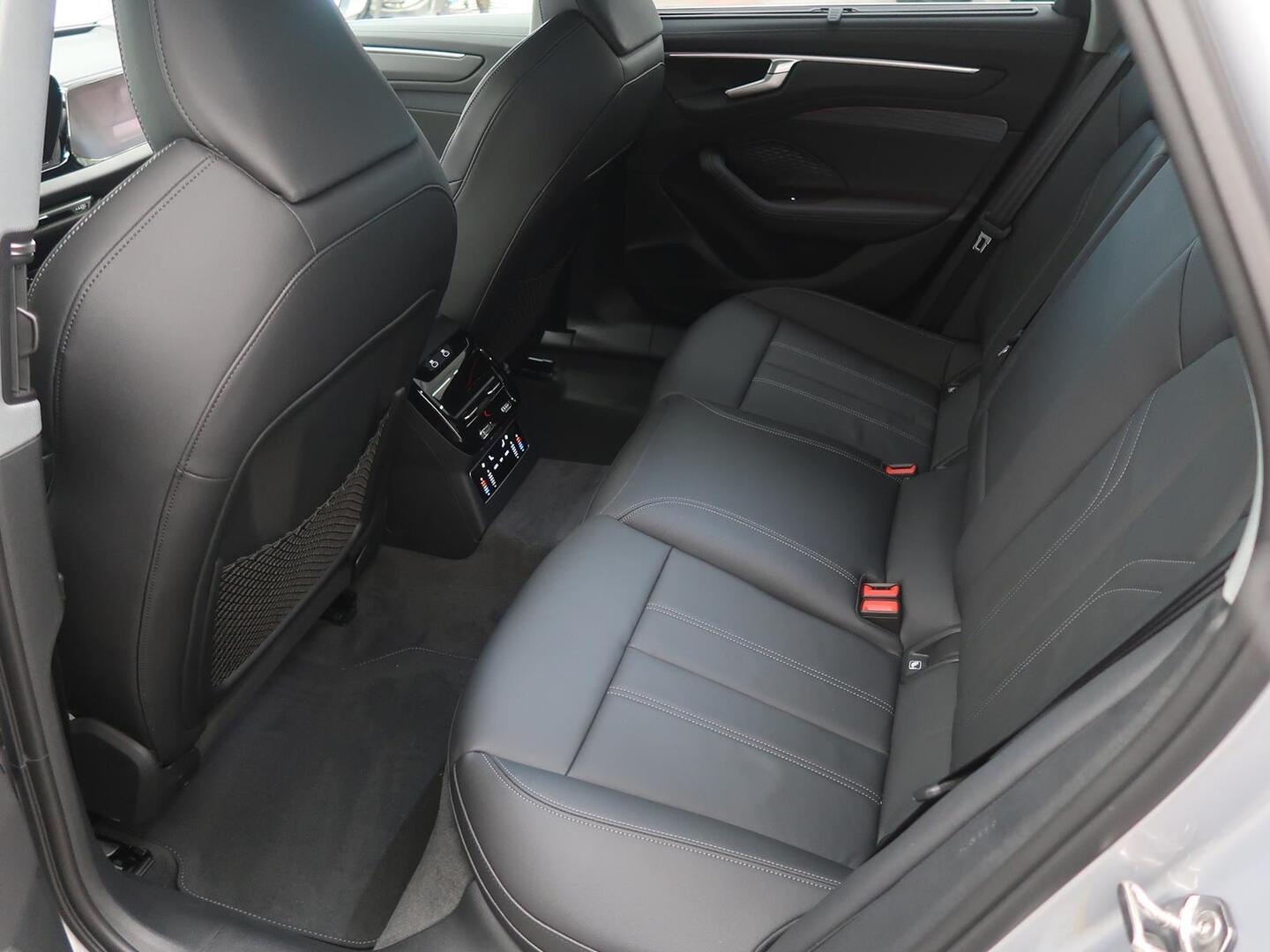 Audi A6 Sedan e-hybrid quattro 220 kW 2025, photo 7/9