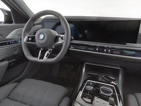 BMW 760