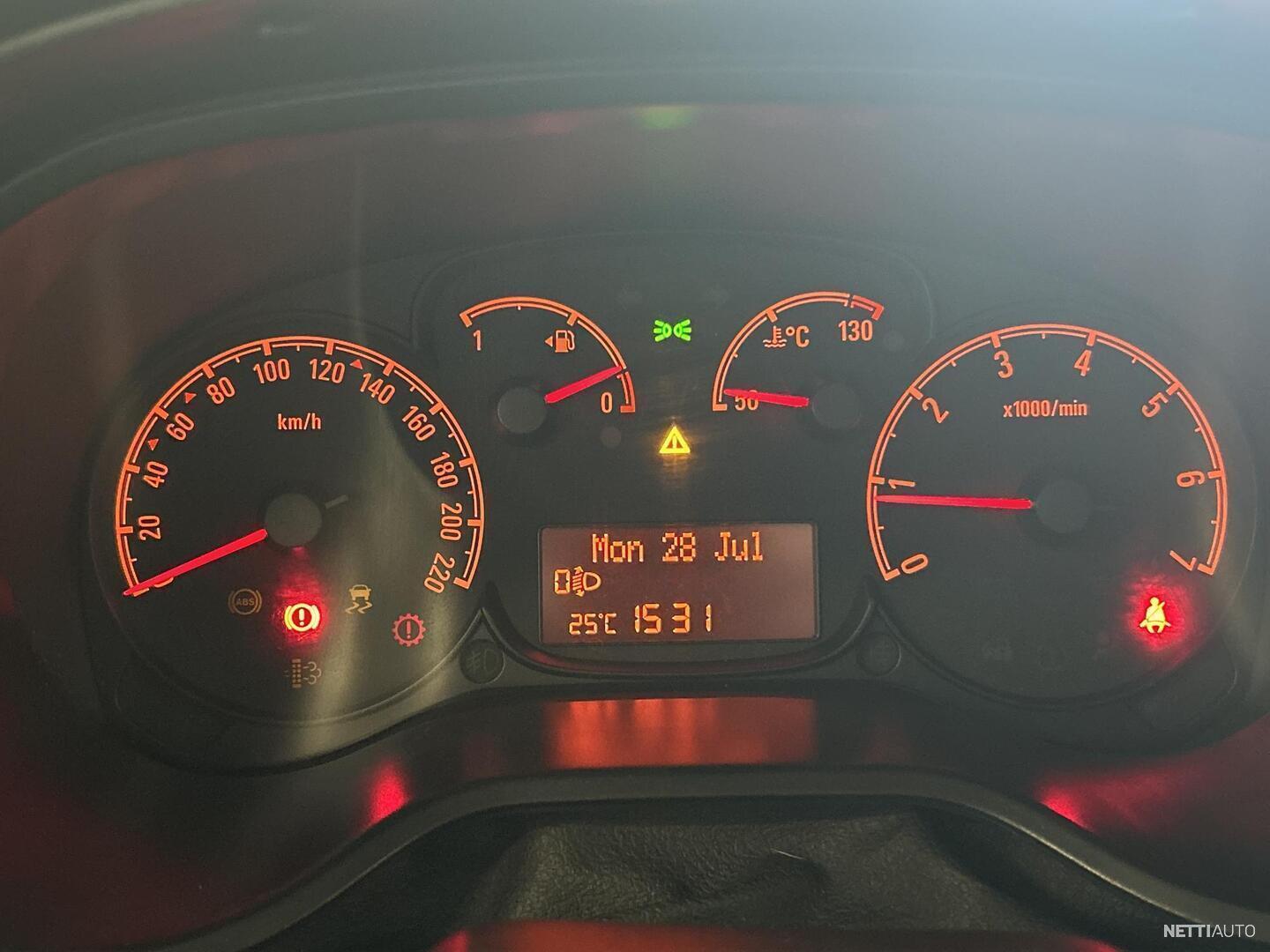26 / 32