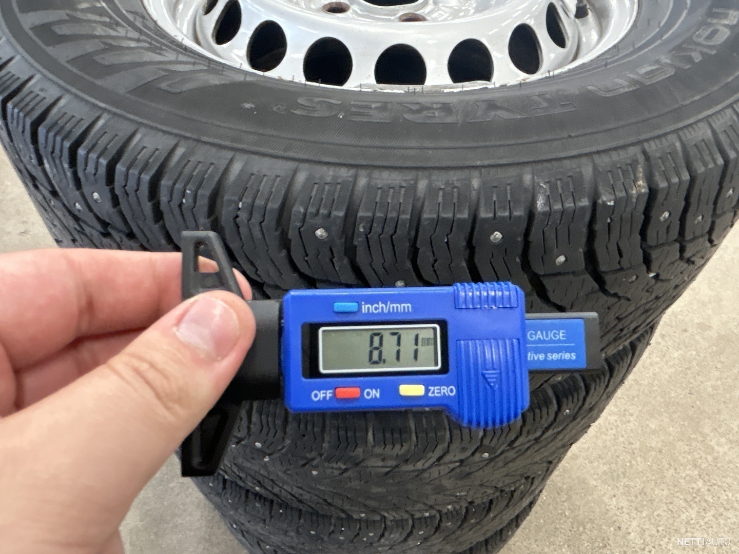 36 / 41