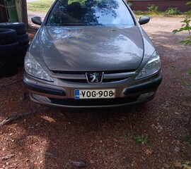 Peugeot 607