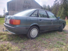 Audi 80