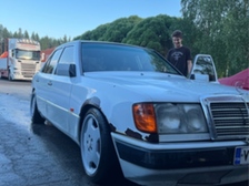 Mercedes-Benz 300
