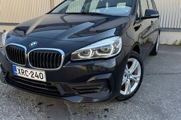 BMW 218