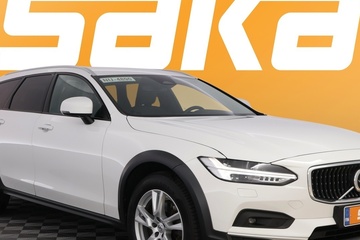 Volvo V90 Cross Country