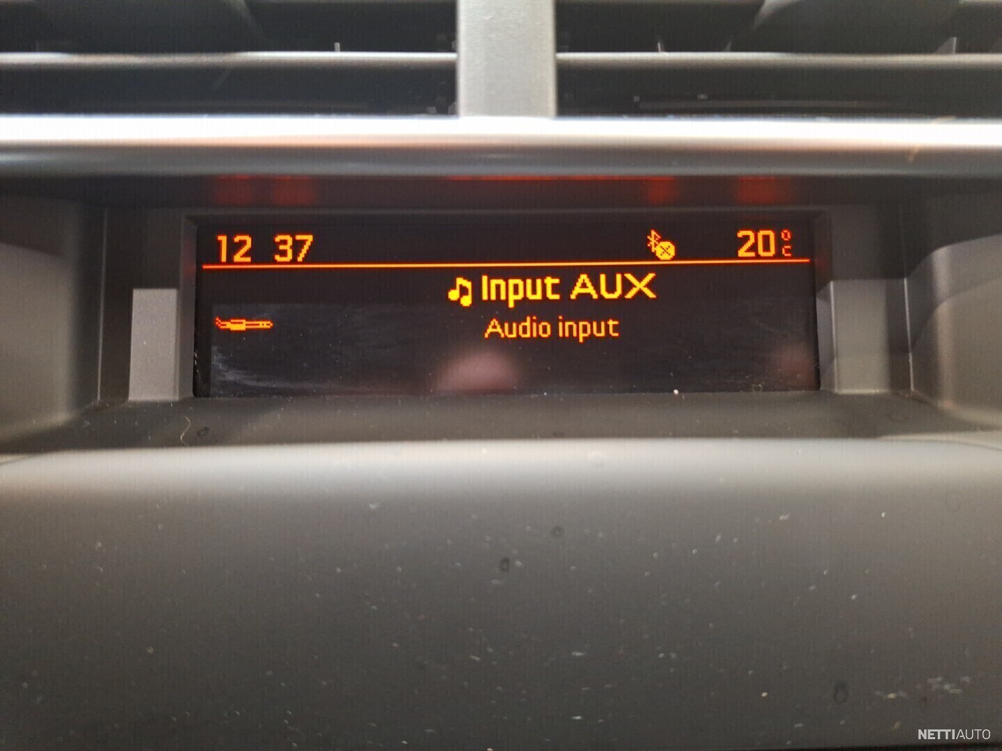 11 / 24