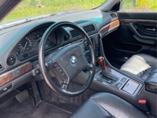 BMW 740