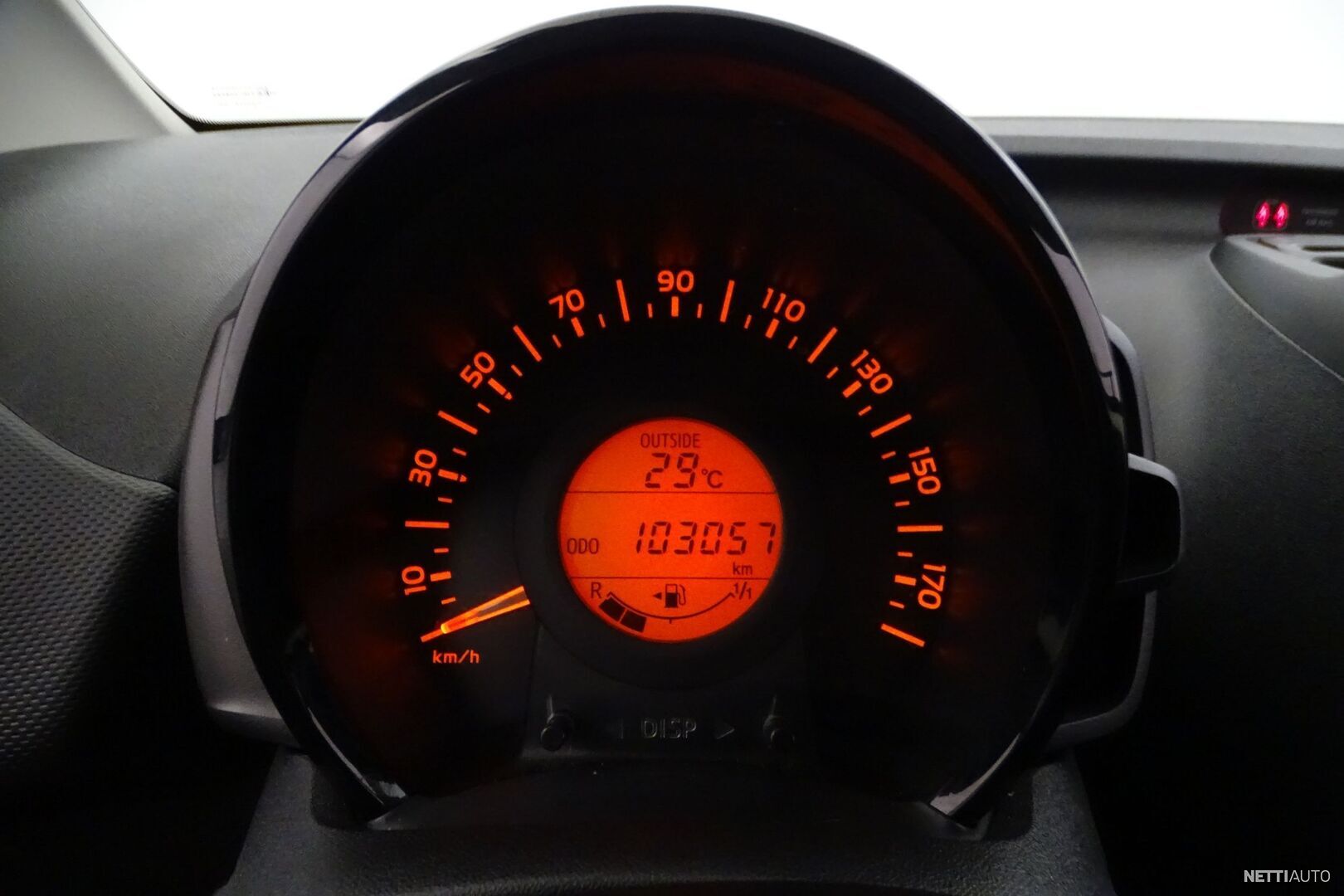17 / 22