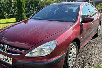 Peugeot 607