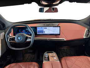 BMW iX M60