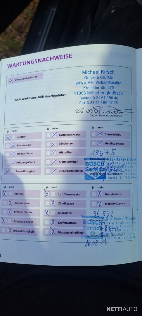 19 / 23