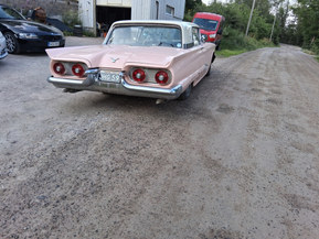 Ford Thunderbird