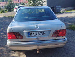 Mercedes-Benz E