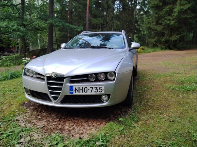 Alfa Romeo 159